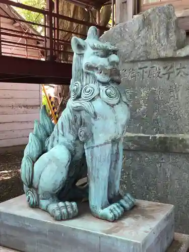 津田八幡神社の狛犬