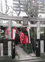 四谷於岩稲荷田宮神社の鳥居