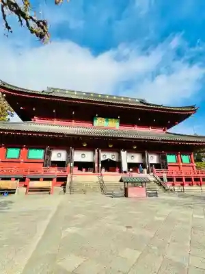 日光山輪王寺三仏堂の{uncategorized: "未分類", other: "その他", undefined: "問題あり", building: "その他建物", grave: "お墓", sacred_gate: "鳥居", guardian: "狛犬", statue: "像", buddha: "仏像", history: "歴史", nature: "自然", garden: "庭園", animal: "動物", pagoda: "塔", temizu: "手水舎", mountain_gate: "山門・神門", sanctuary: "本殿・本堂", subordinate: "末社・摂社", art: "芸術", scenery: "景色", jizo: "地蔵", ema: "絵馬", goshuin: "御朱印", omikuji: "おみくじ", items: "授与品その他", amulet: "お守り", goshuincho: "御朱印帳", eats: "食事", festival: "お祭り", votive_dance: "神楽", shichigosan: "七五三参", wedding: "結婚式", experience: "体験その他", initially: "初詣", around: "周辺", anti_infection: "感染症対策"}