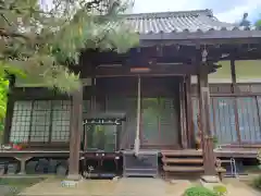 神藏寺の本殿