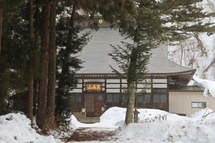 観音寺の本殿・本堂