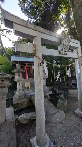 九帝王宮 萱野神社(滋賀県)