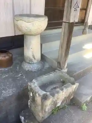 西薬師教会の手水舎