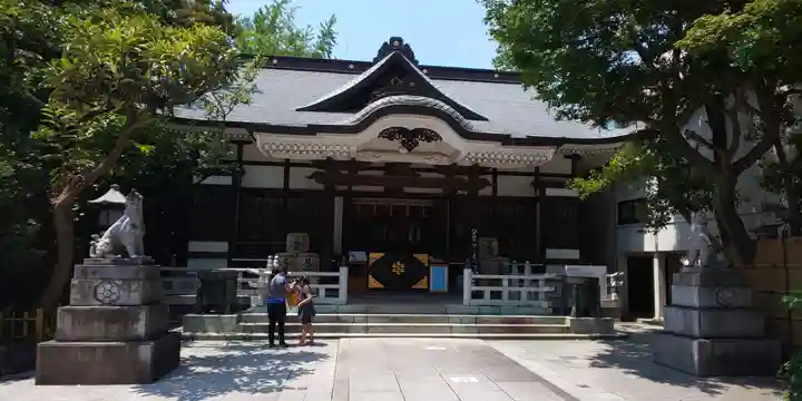 鳥越神社の本殿・本堂