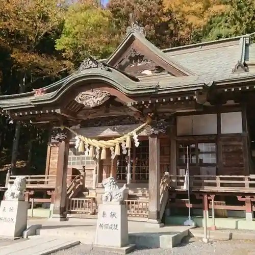 八幡宮の本殿