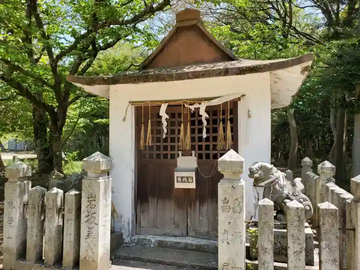 加古八幡神社の末社・摂社