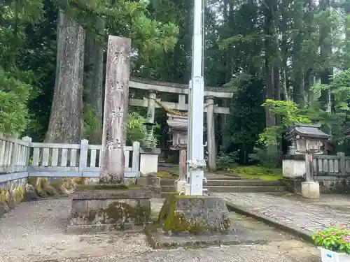 雄山神社中宮祈願殿(富山県)