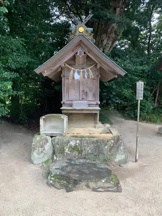 八重垣神社の末社・摂社