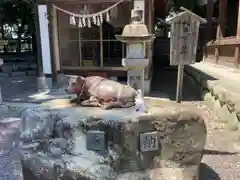 土田白鬚神社の像