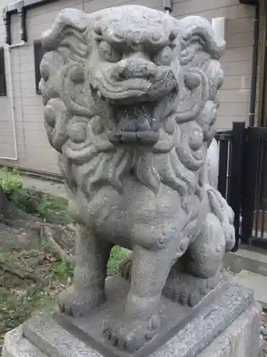 子神社の狛犬