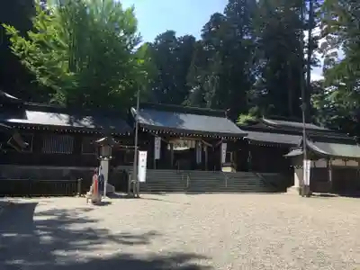 飛驒一宮水無神社の本殿・本堂