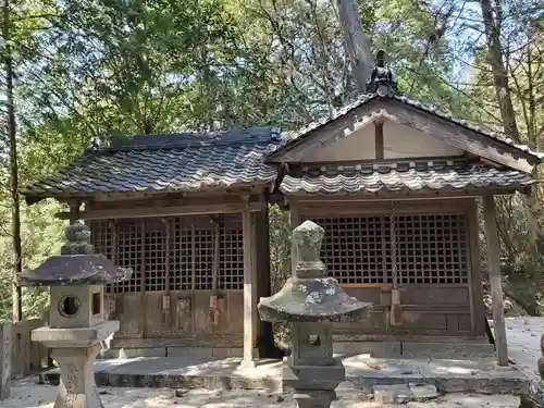 平田稲荷神社の末社・摂社