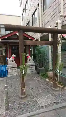 改代稲荷神社の鳥居