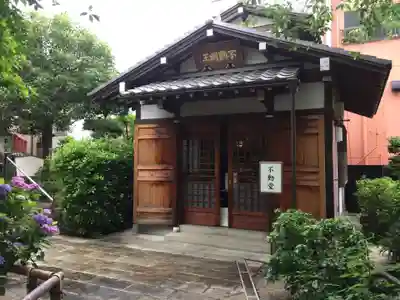 龍眼寺（萩寺）の本殿・本堂