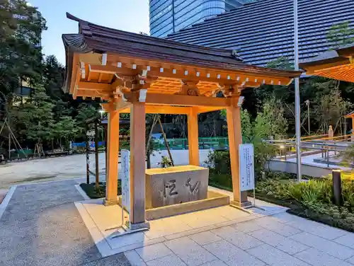 西久保八幡神社の手水