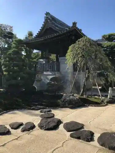 養泉寺の庭園