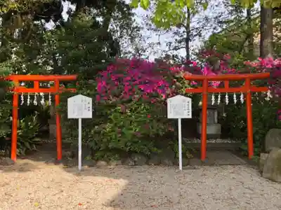 荒井神社の末社・摂社