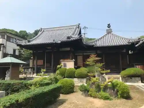 圓通寺の本殿・本堂