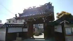 法蔵院の山門