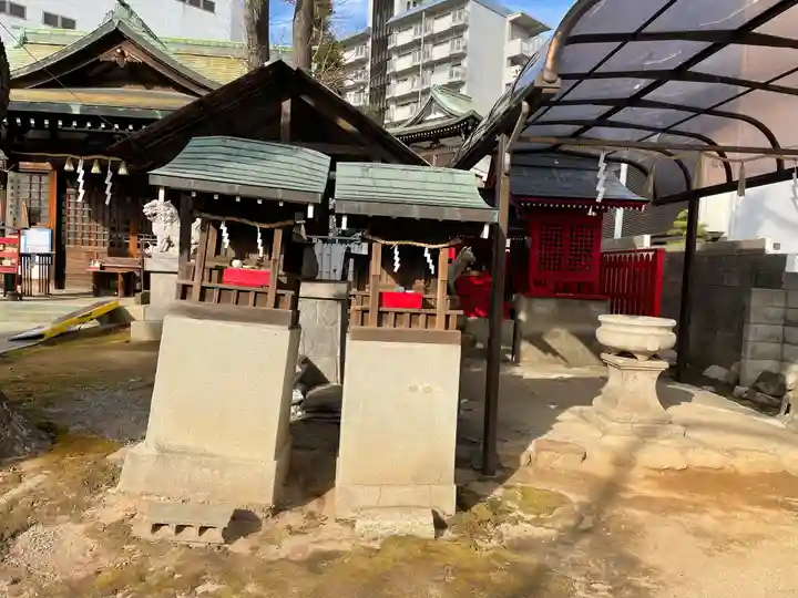 柳原稲荷神社の末社・摂社