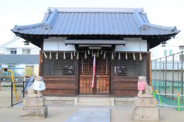 八幡太神宮の本殿