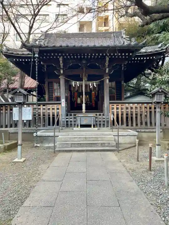 御園神社の{uncategorized: "未分類", other: "その他", undefined: "問題あり", building: "その他建物", grave: "お墓", sacred_gate: "鳥居", guardian: "狛犬", statue: "像", buddha: "仏像", history: "歴史", nature: "自然", garden: "庭園", animal: "動物", pagoda: "塔", temizu: "手水舎", mountain_gate: "山門・神門", sanctuary: "本殿・本堂", subordinate: "末社・摂社", art: "芸術", scenery: "景色", jizo: "地蔵", ema: "絵馬", goshuin: "御朱印", omikuji: "おみくじ", items: "授与品その他", amulet: "お守り", goshuincho: "御朱印帳", eats: "食事", festival: "お祭り", votive_dance: "神楽", shichigosan: "七五三参", wedding: "結婚式", experience: "体験その他", initially: "初詣", around: "周辺", anti_infection: "感染症対策"}