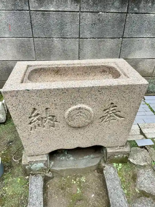 稲荷神社の{uncategorized: "未分類", other: "その他", undefined: "問題あり", building: "その他建物", grave: "お墓", sacred_gate: "鳥居", guardian: "狛犬", statue: "像", buddha: "仏像", history: "歴史", nature: "自然", garden: "庭園", animal: "動物", pagoda: "塔", temizu: "手水舎", mountain_gate: "山門・神門", sanctuary: "本殿・本堂", subordinate: "末社・摂社", art: "芸術", scenery: "景色", jizo: "地蔵", ema: "絵馬", goshuin: "御朱印", omikuji: "おみくじ", items: "授与品その他", amulet: "お守り", goshuincho: "御朱印帳", eats: "食事", festival: "お祭り", votive_dance: "神楽", shichigosan: "七五三参", wedding: "結婚式", experience: "体験その他", initially: "初詣", around: "周辺", anti_infection: "感染症対策"}