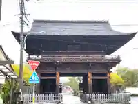 甚目寺の山門・神門