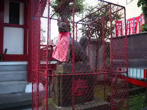 王森稲荷神社の狛犬