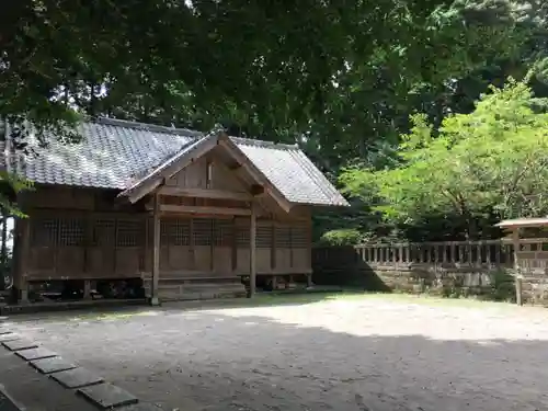 莫越山神社の本殿・本堂