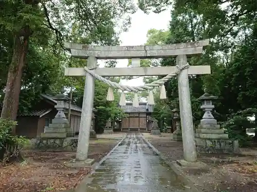 中原社の鳥居