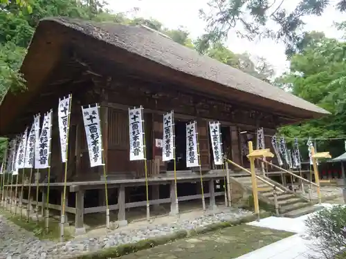 杉本寺の本殿・本堂