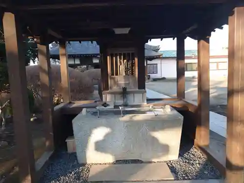 城興寺（延生地蔵尊）の手水舎