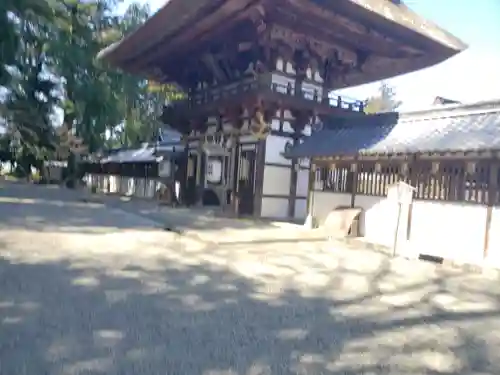 沙沙貴神社の山門