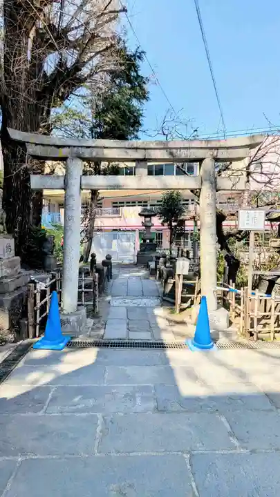 王子稲荷神社の鳥居