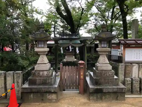石切劔箭神社の末社・摂社