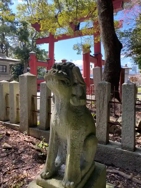 氣比神宮の狛犬