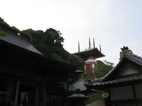 薬王寺の建物その他