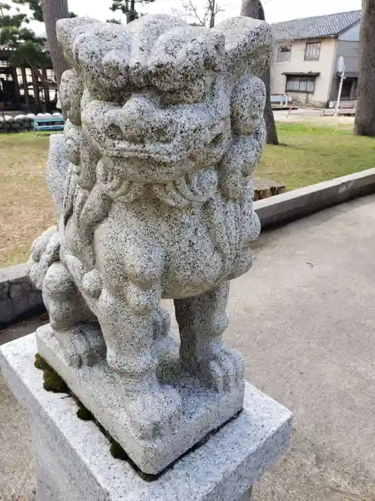 薬神神社の狛犬