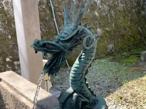 阿治古神社の手水舎