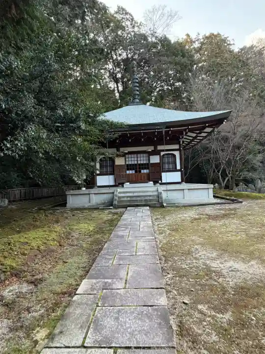善能寺の{uncategorized: "未分類", other: "その他", undefined: "問題あり", building: "その他建物", grave: "お墓", sacred_gate: "鳥居", guardian: "狛犬", statue: "像", buddha: "仏像", history: "歴史", nature: "自然", garden: "庭園", animal: "動物", pagoda: "塔", temizu: "手水舎", mountain_gate: "山門・神門", sanctuary: "本殿・本堂", subordinate: "末社・摂社", art: "芸術", scenery: "景色", jizo: "地蔵", ema: "絵馬", goshuin: "御朱印", omikuji: "おみくじ", items: "授与品その他", amulet: "お守り", goshuincho: "御朱印帳", eats: "食事", festival: "お祭り", votive_dance: "神楽", shichigosan: "七五三参", wedding: "結婚式", experience: "体験その他", initially: "初詣", around: "周辺", anti_infection: "感染症対策"}