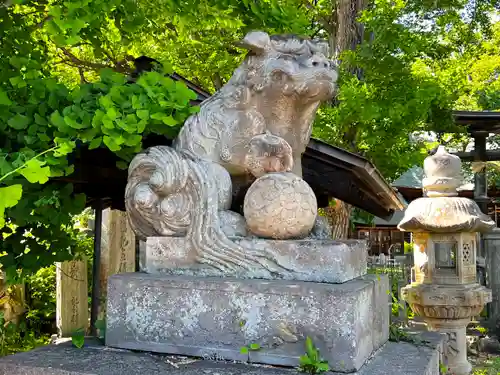 湯福神社の狛犬