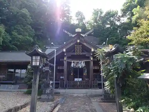新羽杉山神社の本殿・本堂