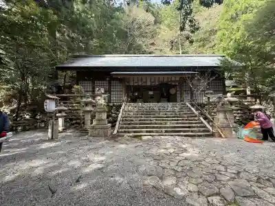  川上山若宮八幡宮の{uncategorized: "未分類", other: "その他", undefined: "問題あり", building: "その他建物", grave: "お墓", sacred_gate: "鳥居", guardian: "狛犬", statue: "像", buddha: "仏像", history: "歴史", nature: "自然", garden: "庭園", animal: "動物", pagoda: "塔", temizu: "手水舎", mountain_gate: "山門・神門", sanctuary: "本殿・本堂", subordinate: "末社・摂社", art: "芸術", scenery: "景色", jizo: "地蔵", ema: "絵馬", goshuin: "御朱印", omikuji: "おみくじ", items: "授与品その他", amulet: "お守り", goshuincho: "御朱印帳", eats: "食事", festival: "お祭り", votive_dance: "神楽", shichigosan: "七五三参", wedding: "結婚式", experience: "体験その他", initially: "初詣", around: "周辺", anti_infection: "感染症対策"}
