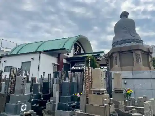 常光寺の{uncategorized: "未分類", other: "その他", undefined: "問題あり", building: "その他建物", grave: "お墓", sacred_gate: "鳥居", guardian: "狛犬", statue: "像", buddha: "仏像", history: "歴史", nature: "自然", garden: "庭園", animal: "動物", pagoda: "塔", temizu: "手水舎", mountain_gate: "山門・神門", sanctuary: "本殿・本堂", subordinate: "末社・摂社", art: "芸術", scenery: "景色", jizo: "地蔵", ema: "絵馬", goshuin: "御朱印", omikuji: "おみくじ", items: "授与品その他", amulet: "お守り", goshuincho: "御朱印帳", eats: "食事", festival: "お祭り", votive_dance: "神楽", shichigosan: "七五三参", wedding: "結婚式", experience: "体験その他", initially: "初詣", around: "周辺", anti_infection: "感染症対策"}