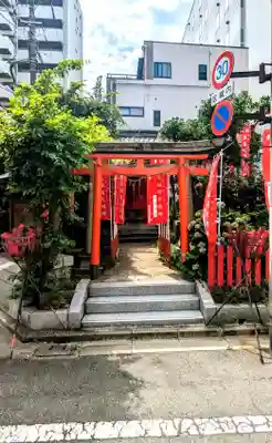 装束稲荷神社(王子稲荷神社境外摂社)の鳥居