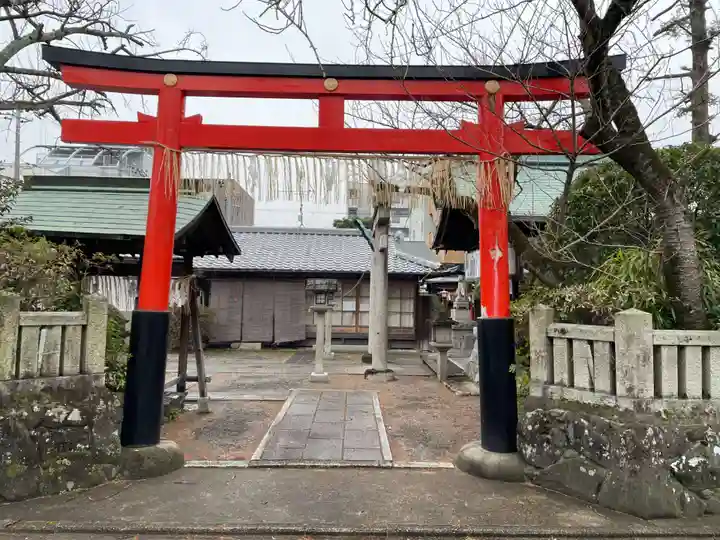 石井神社の鳥居