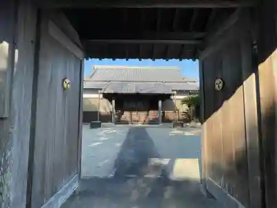 西光寺の{uncategorized: "未分類", other: "その他", undefined: "問題あり", building: "その他建物", grave: "お墓", sacred_gate: "鳥居", guardian: "狛犬", statue: "像", buddha: "仏像", history: "歴史", nature: "自然", garden: "庭園", animal: "動物", pagoda: "塔", temizu: "手水舎", mountain_gate: "山門・神門", sanctuary: "本殿・本堂", subordinate: "末社・摂社", art: "芸術", scenery: "景色", jizo: "地蔵", ema: "絵馬", goshuin: "御朱印", omikuji: "おみくじ", items: "授与品その他", amulet: "お守り", goshuincho: "御朱印帳", eats: "食事", festival: "お祭り", votive_dance: "神楽", shichigosan: "七五三参", wedding: "結婚式", experience: "体験その他", initially: "初詣", around: "周辺", anti_infection: "感染症対策"}