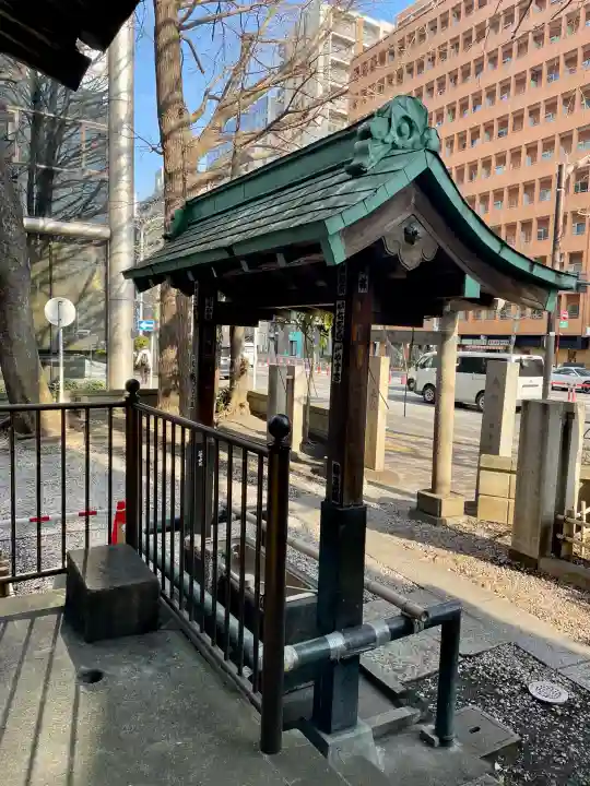 銀杏八幡宮の{uncategorized: "未分類", other: "その他", undefined: "問題あり", building: "その他建物", grave: "お墓", sacred_gate: "鳥居", guardian: "狛犬", statue: "像", buddha: "仏像", history: "歴史", nature: "自然", garden: "庭園", animal: "動物", pagoda: "塔", temizu: "手水舎", mountain_gate: "山門・神門", sanctuary: "本殿・本堂", subordinate: "末社・摂社", art: "芸術", scenery: "景色", jizo: "地蔵", ema: "絵馬", goshuin: "御朱印", omikuji: "おみくじ", items: "授与品その他", amulet: "お守り", goshuincho: "御朱印帳", eats: "食事", festival: "お祭り", votive_dance: "神楽", shichigosan: "七五三参", wedding: "結婚式", experience: "体験その他", initially: "初詣", around: "周辺", anti_infection: "感染症対策"}