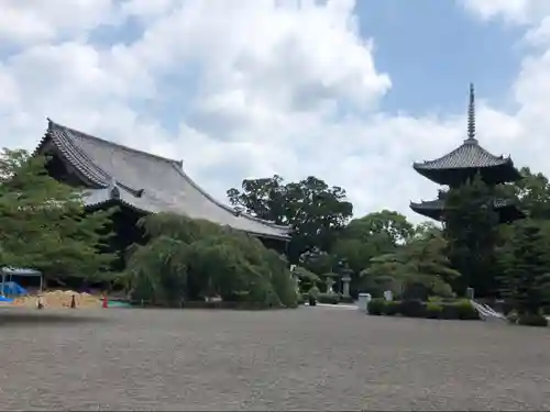 道成寺の建物その他